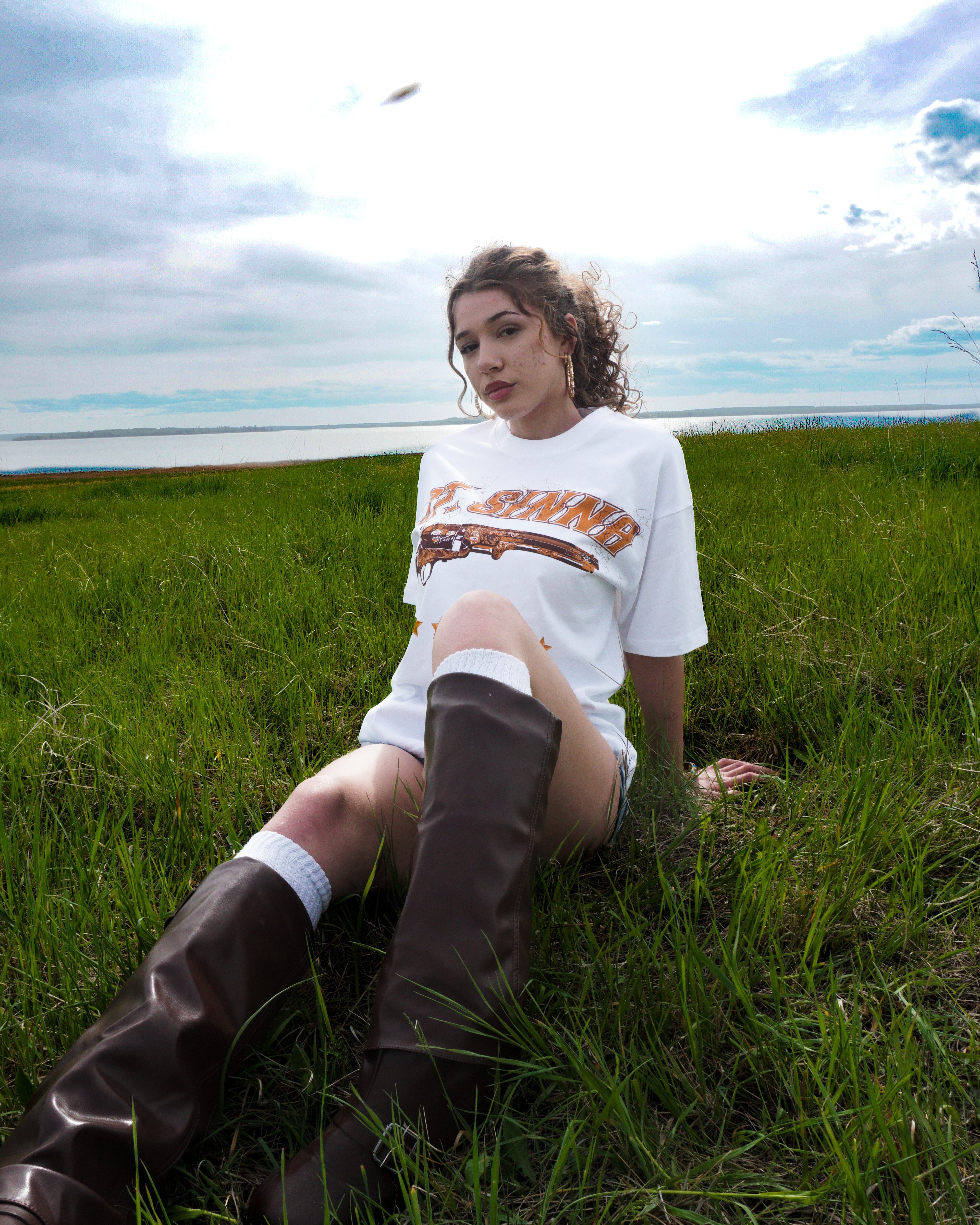 THE REVOLVER TEE
